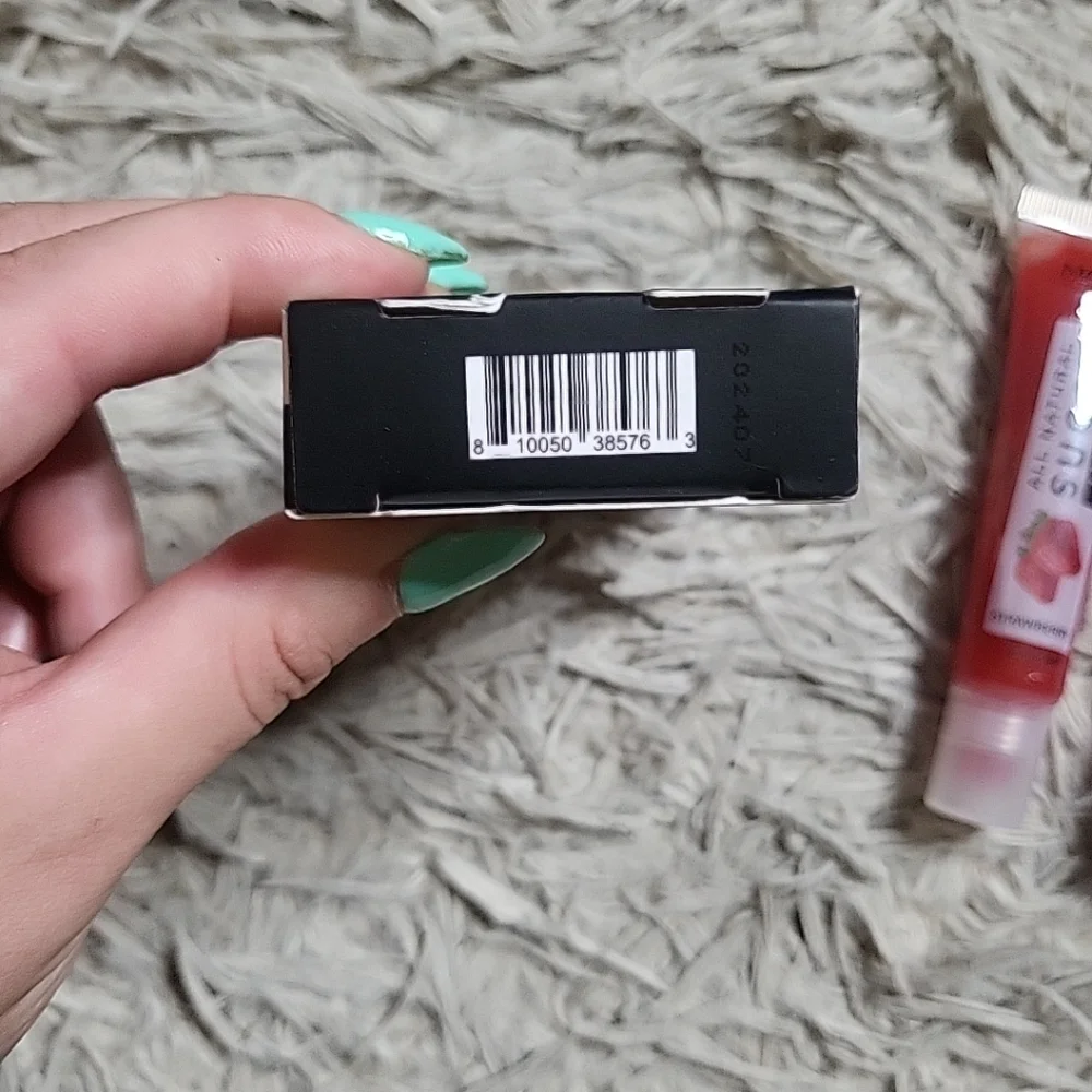 Makeup By Mario beauty bundle